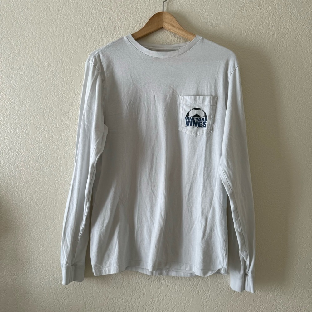 Vineyard Vines Soccer Ball Cutoff Long-Sleeve Pocket Tee